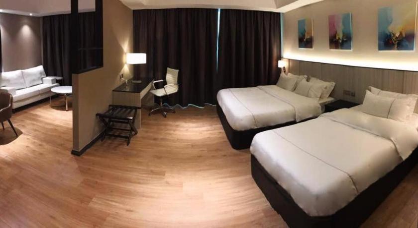 Higher Hotel Bandar Seri Begavan Dış mekan fotoğraf