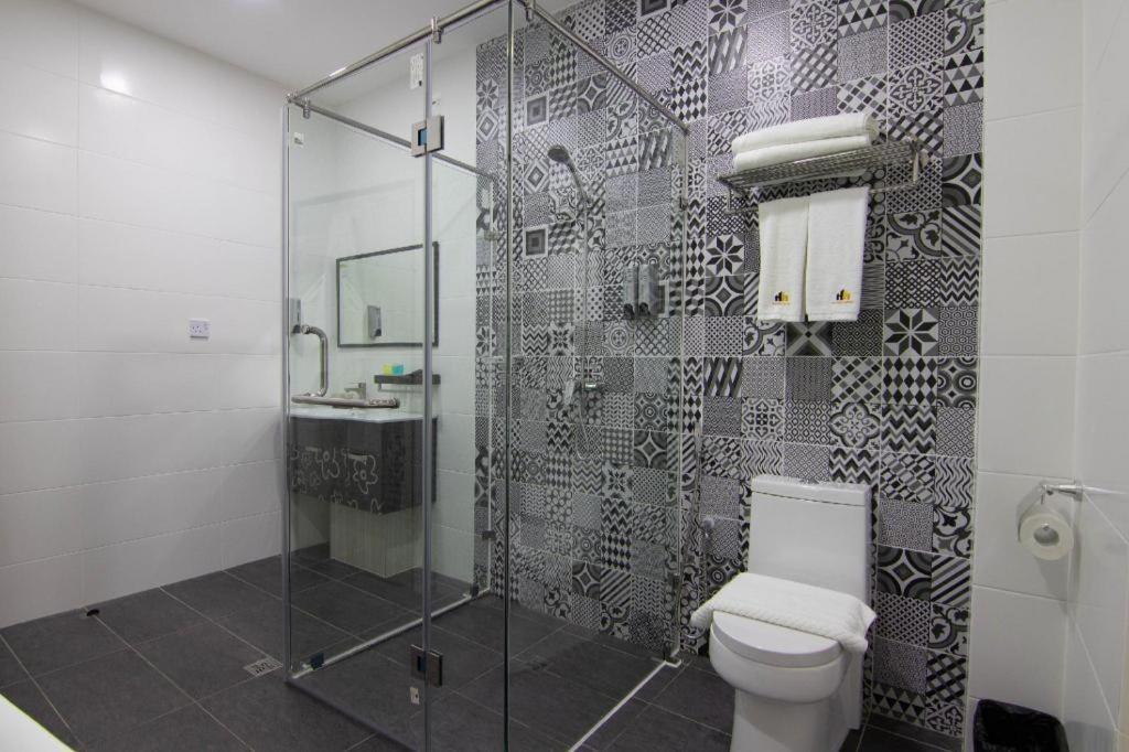 Higher Hotel Bandar Seri Begavan Dış mekan fotoğraf