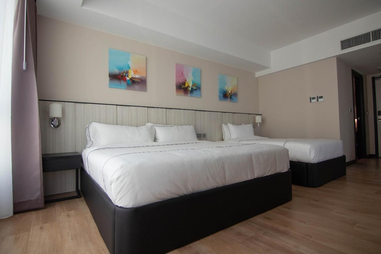 Higher Hotel Bandar Seri Begavan Dış mekan fotoğraf
