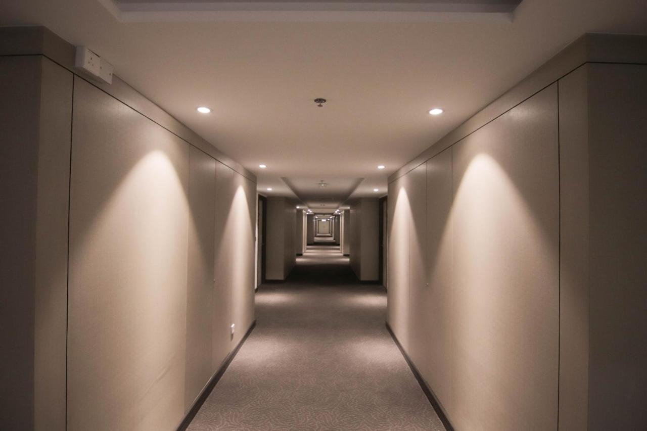Higher Hotel Bandar Seri Begavan Dış mekan fotoğraf