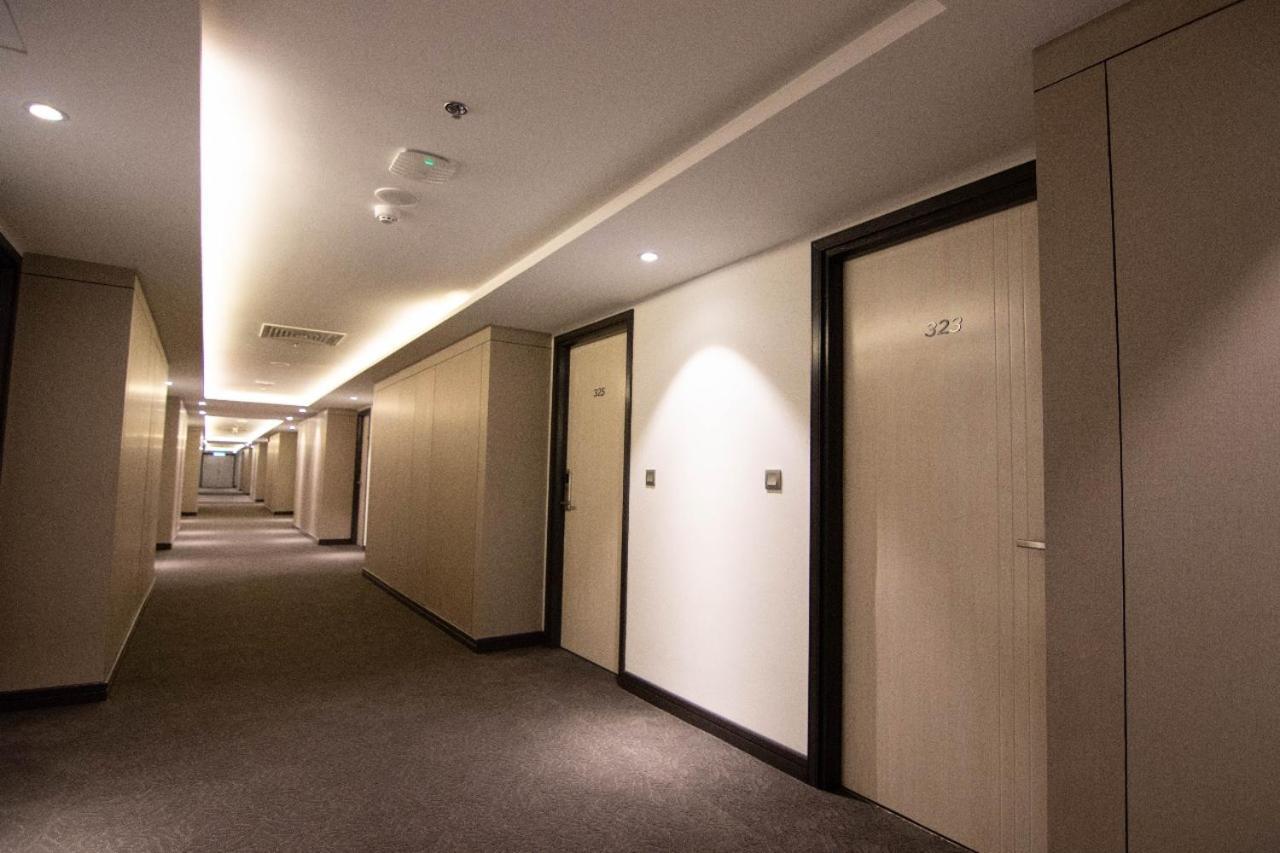 Higher Hotel Bandar Seri Begavan Dış mekan fotoğraf