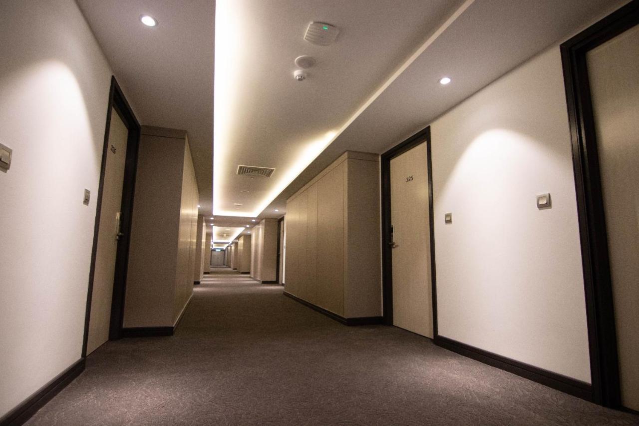 Higher Hotel Bandar Seri Begavan Dış mekan fotoğraf