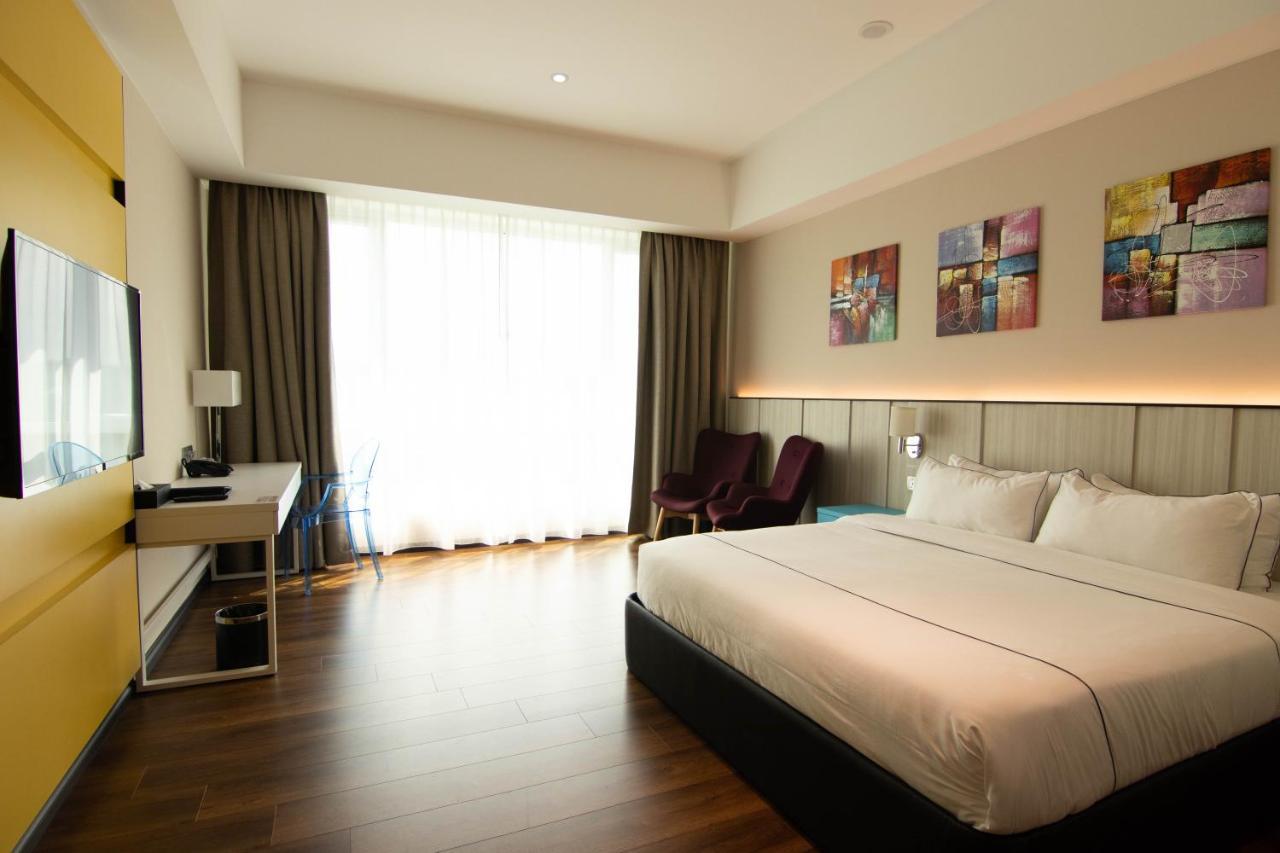 Higher Hotel Bandar Seri Begavan Dış mekan fotoğraf